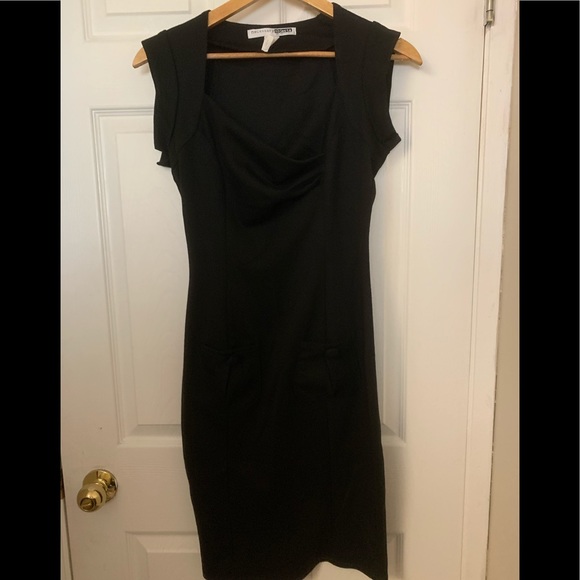 Little black dress - Picture 3 of 4